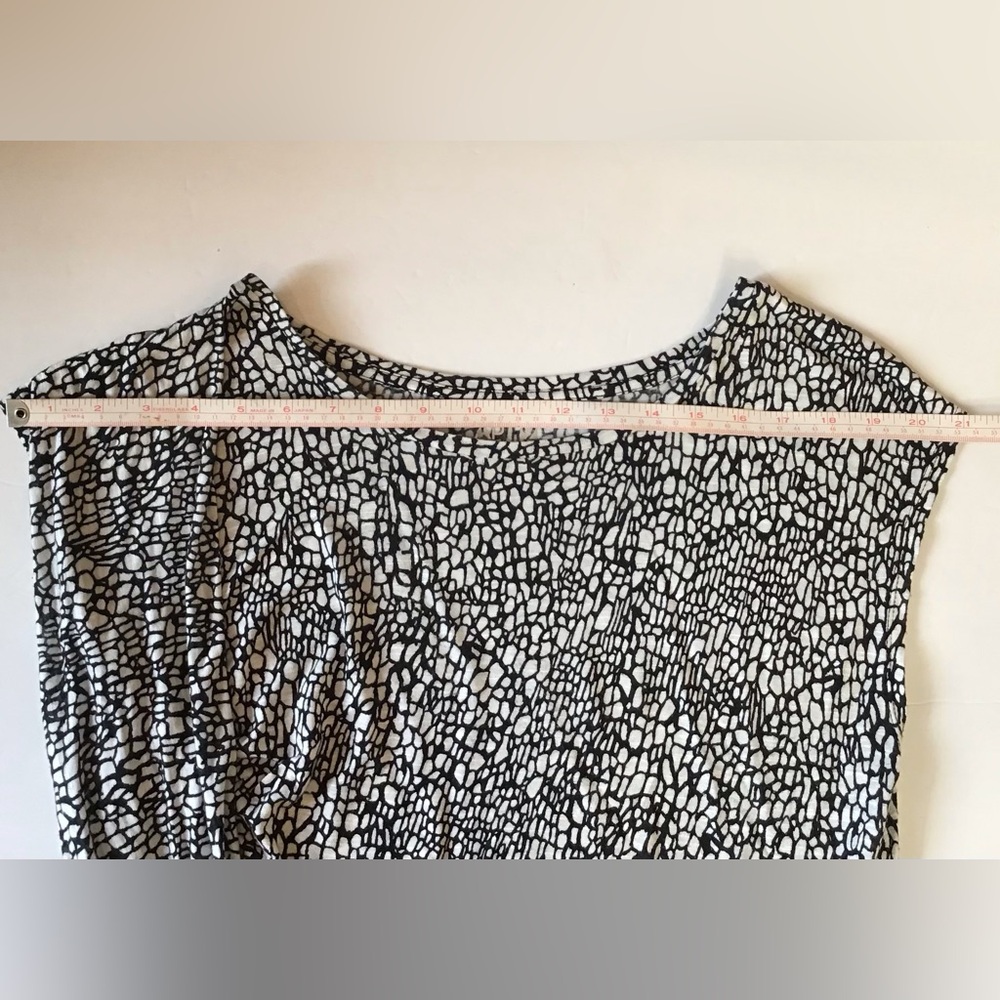 Apt 9 Sleeveless Black and White Patterned Women's Top - Picture 6 of 12